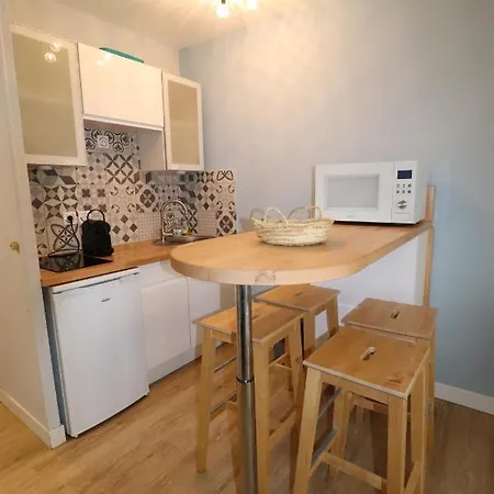 Apartment Studio 4 Pers Avec Balcon Centre *