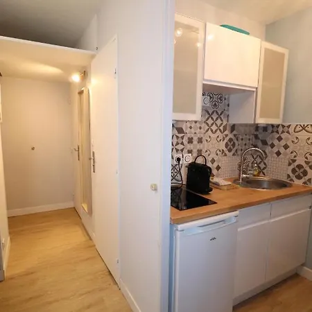 Studio 4 Pers Avec Balcon Centre *